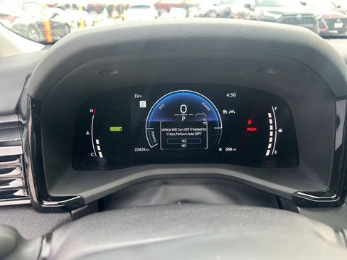 Used 2025 Toyota Camry LE image 39