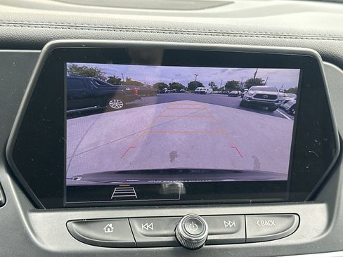 Used 2022 Chevrolet Blazer LT FWD image 27