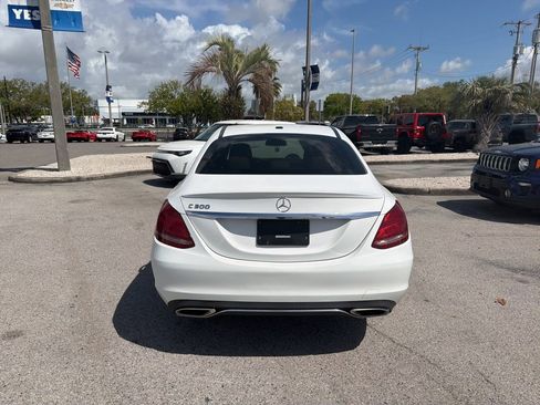 Used 2018 Mercedes-Benz C 300 Sedan image 9