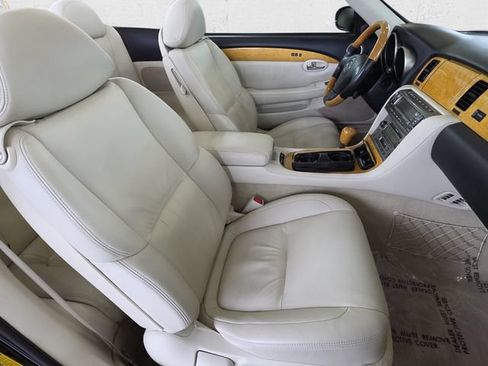 Used 2002 Lexus SC 430 Convertible RWD image 18