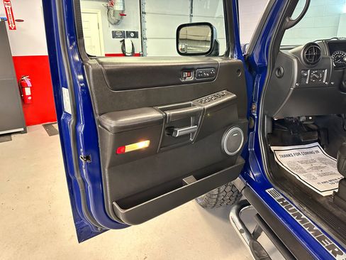 Used 2007 HUMMER H2 image 33