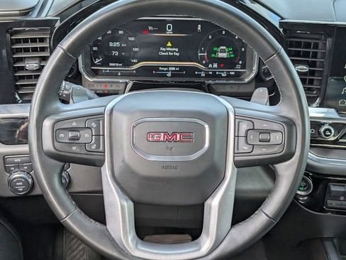 Certified 2024 GMC Sierra 1500 SLT image 11