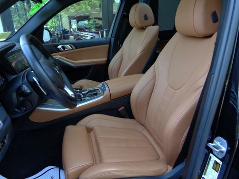 Used 2022 BMW X5 xDrive40i AWD/4WD image 9