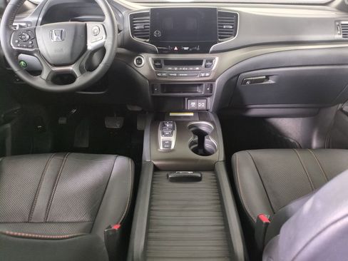 Certified 2022 Honda Passport TrailSport image 21