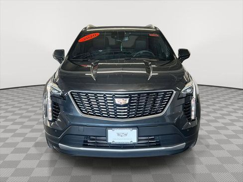 Used 2020 Cadillac XT4 Premium Luxury image 2