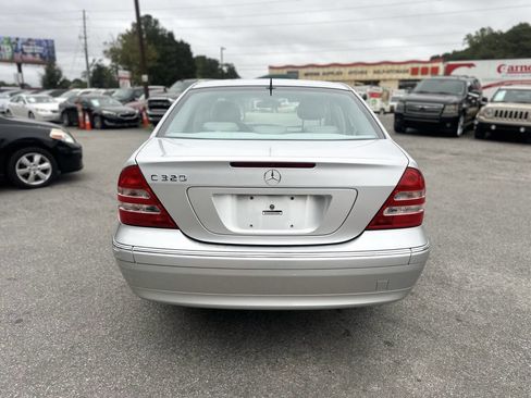 Used 2002 Mercedes-Benz C 320 Sedan image 6