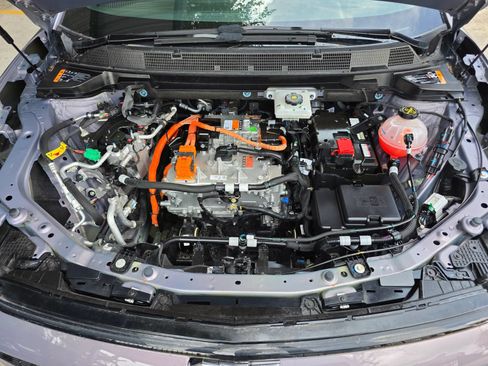 Used 2025 Chevrolet Equinox EV LT w/ LPO, Blackout Package FWD image 39