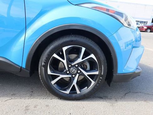 Used 2019 Toyota C-HR Limited image 46