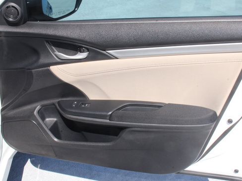 Used 2016 Honda Civic EX-T image 17