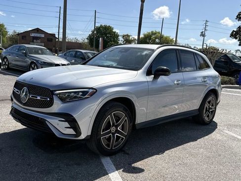 Used 2025 Mercedes-Benz GLC 300 image 7