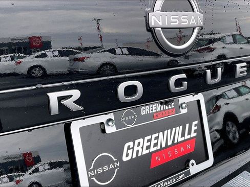 New 2026 Nissan Rogue SV FWD image 13