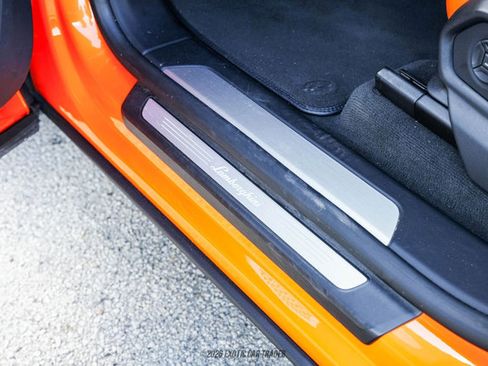 Used 2022 Lamborghini Urus image 24