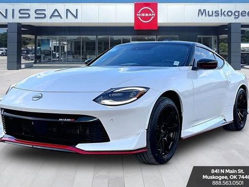 New 2026 Nissan Z NISMO image 2