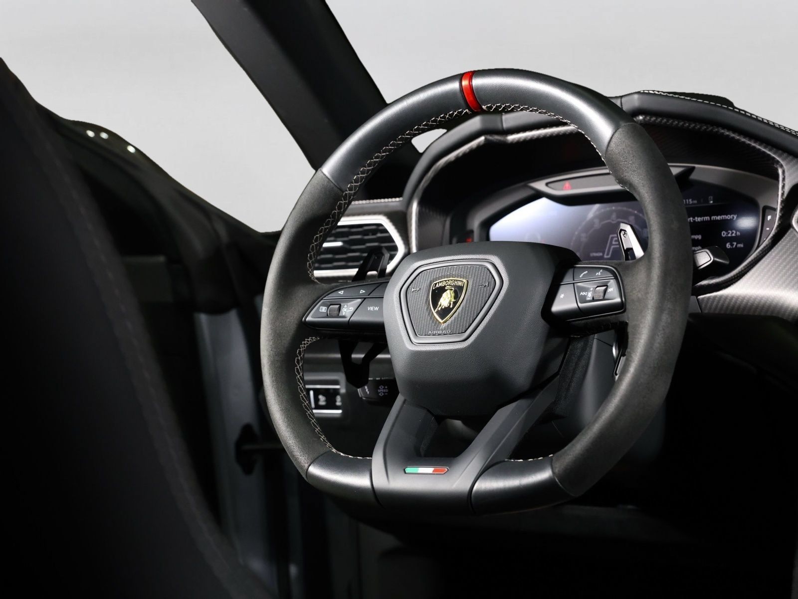 Used 2023 Lamborghini Urus Performante AWD/4WD image 21