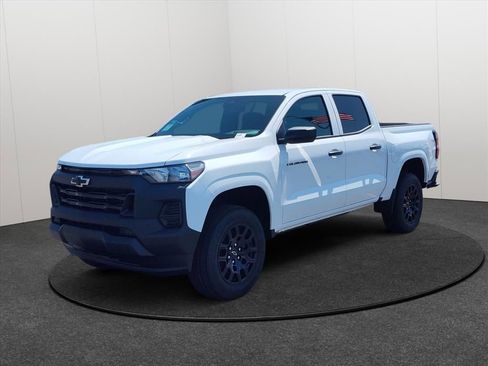New 2026 Chevrolet Colorado W/T RWD image 3