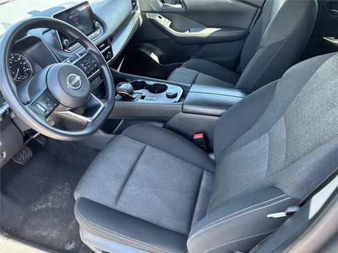 Used 2024 Nissan Rogue SV AWD/4WD image 10