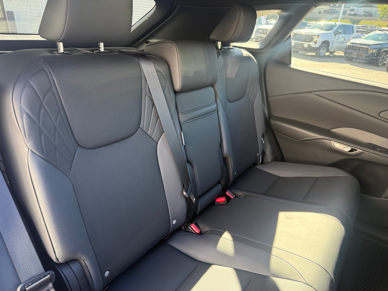 Used 2026 Lexus RX 350h w/ Convenience Package AWD/4WD image 18