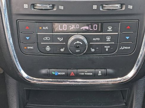 Used 2019 Dodge Grand Caravan GT image 16