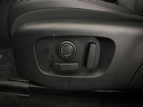 New 2024 Land Rover Range Rover Evoque Dynamic SE image 18