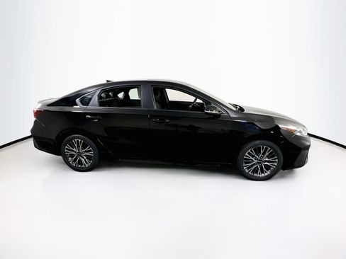 Used 2023 Kia Forte GT-Line w/ GT-Line Premium Package image 4