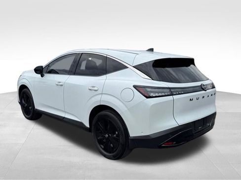 Used 2025 Nissan Murano SV image 4