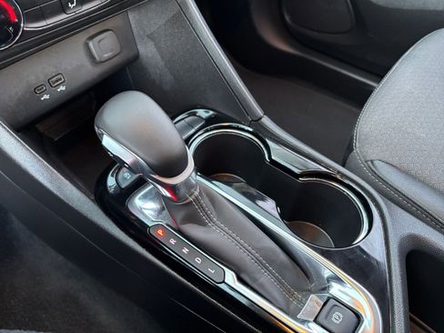 Used 2025 Buick Encore GX Preferred image 35