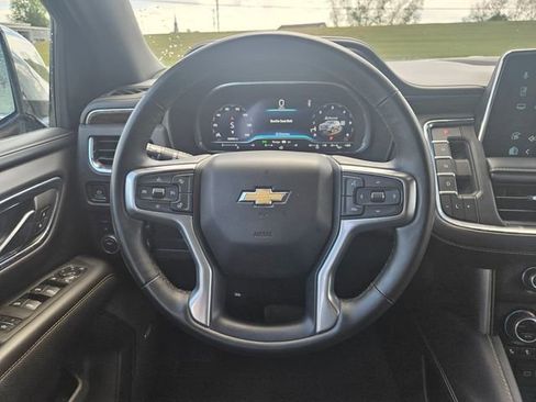 Used 2023 Chevrolet Suburban Premier AWD/4WD image 14