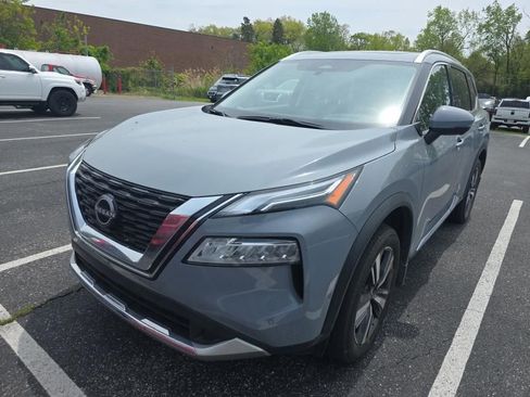 Certified 2023 Nissan Rogue Platinum w/ Platinum Premium Package AWD/4WD image 2
