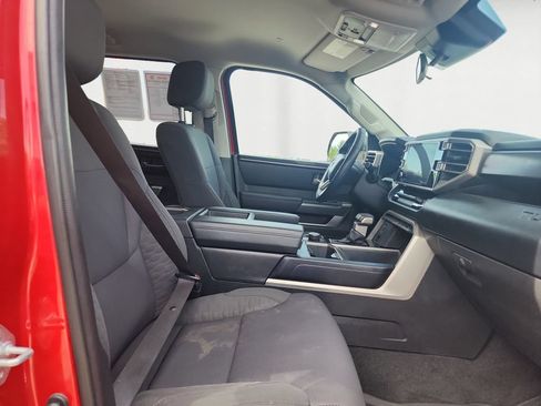 Used 2023 Toyota Tundra SR5 w/ SR5 Convenience Package AWD/4WD image 16