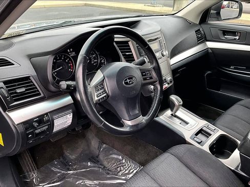 Used 2012 Subaru Legacy 2.5i Premium w/ All-Weather Pkg image 17