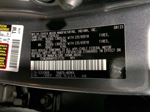 Used 2023 Toyota Highlander XLE AWD/4WD image 37