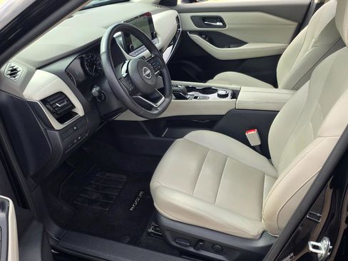 Used 2023 Nissan Rogue SL w/ SL Premium Package image 8