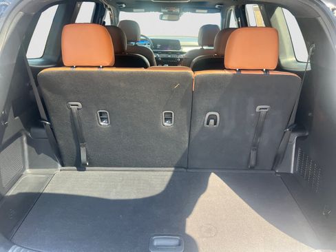 Used 2023 Kia Telluride SX X-Line AWD/4WD image 5