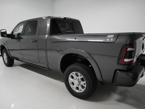 Used 2024 RAM 2500 Limited image 5