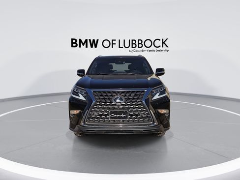 Used 2022 Lexus GX 460 Premium image 3