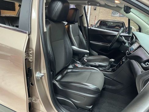 Used 2019 Buick Encore Preferred AWD/4WD image 27