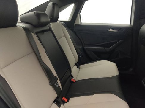 Used 2020 Volkswagen Jetta R-Line w/ R-Line Cold Weather Package FWD image 19