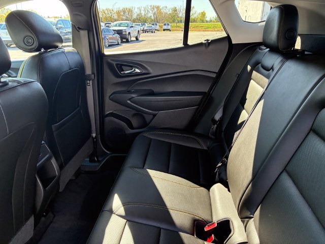 Used 2025 Chevrolet Trax ACTIV w/ Driver Confidence Package FWD image 13