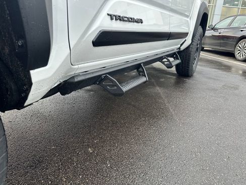 New 2026 Toyota Tacoma TRD Off-Road AWD/4WD image 10