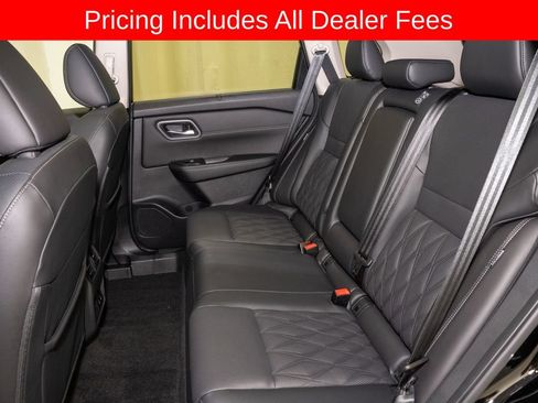 Certified 2024 Nissan Rogue Platinum w/ Platinum Premium Package FWD image 9