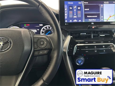 Used 2021 Toyota Venza Limited w/ Advanced Technology Package image 8