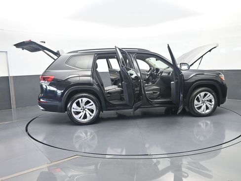 Used 2021 Volkswagen Atlas SE w/ Panoramic Sunroof Package FWD image 73
