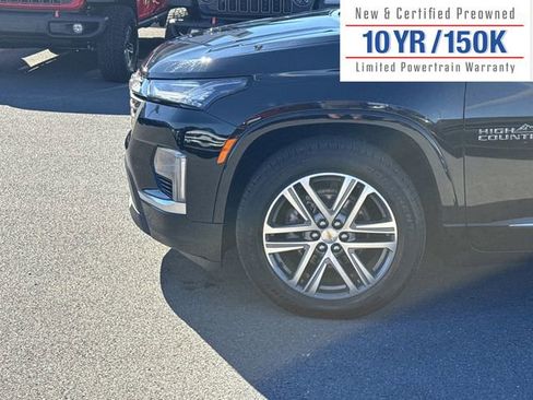 Used 2022 Chevrolet Traverse High Country w/ LPO, Floor Liner Package image 11