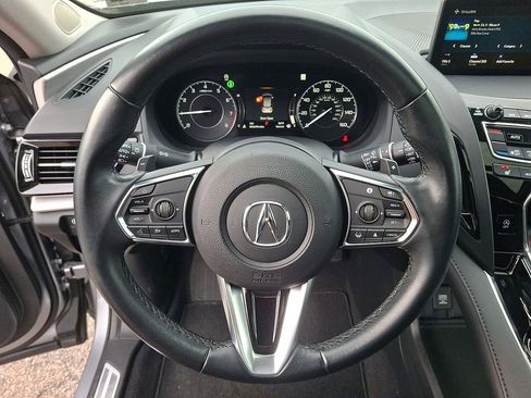 Used 2023 Acura RDX SH-AWD image 16