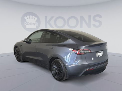 Used 2023 Tesla Model Y Long Range image 4