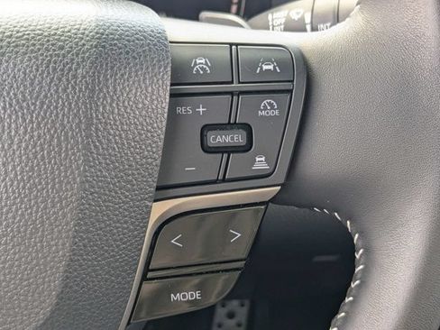 Used 2025 Toyota Camry SE FWD image 24
