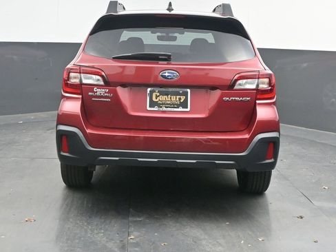 Used 2018 Subaru Outback 2.5i Premium image 6