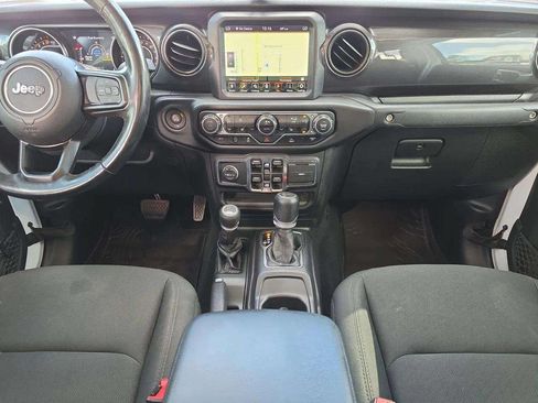 Used 2020 Jeep Gladiator Sport AWD/4WD image 18