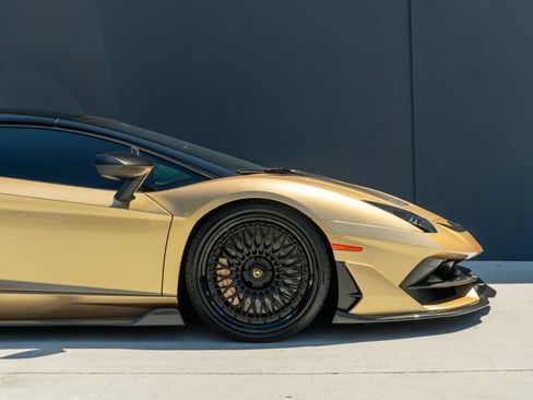 Used 2020 Lamborghini Aventador SVJ AWD/4WD image 39