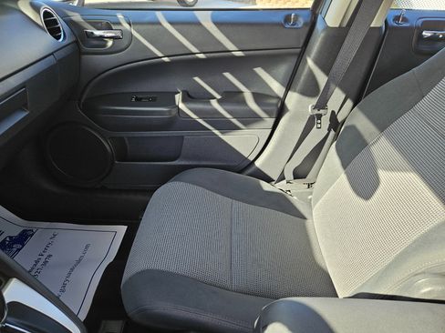 Used 2011 Dodge Caliber Heat image 14